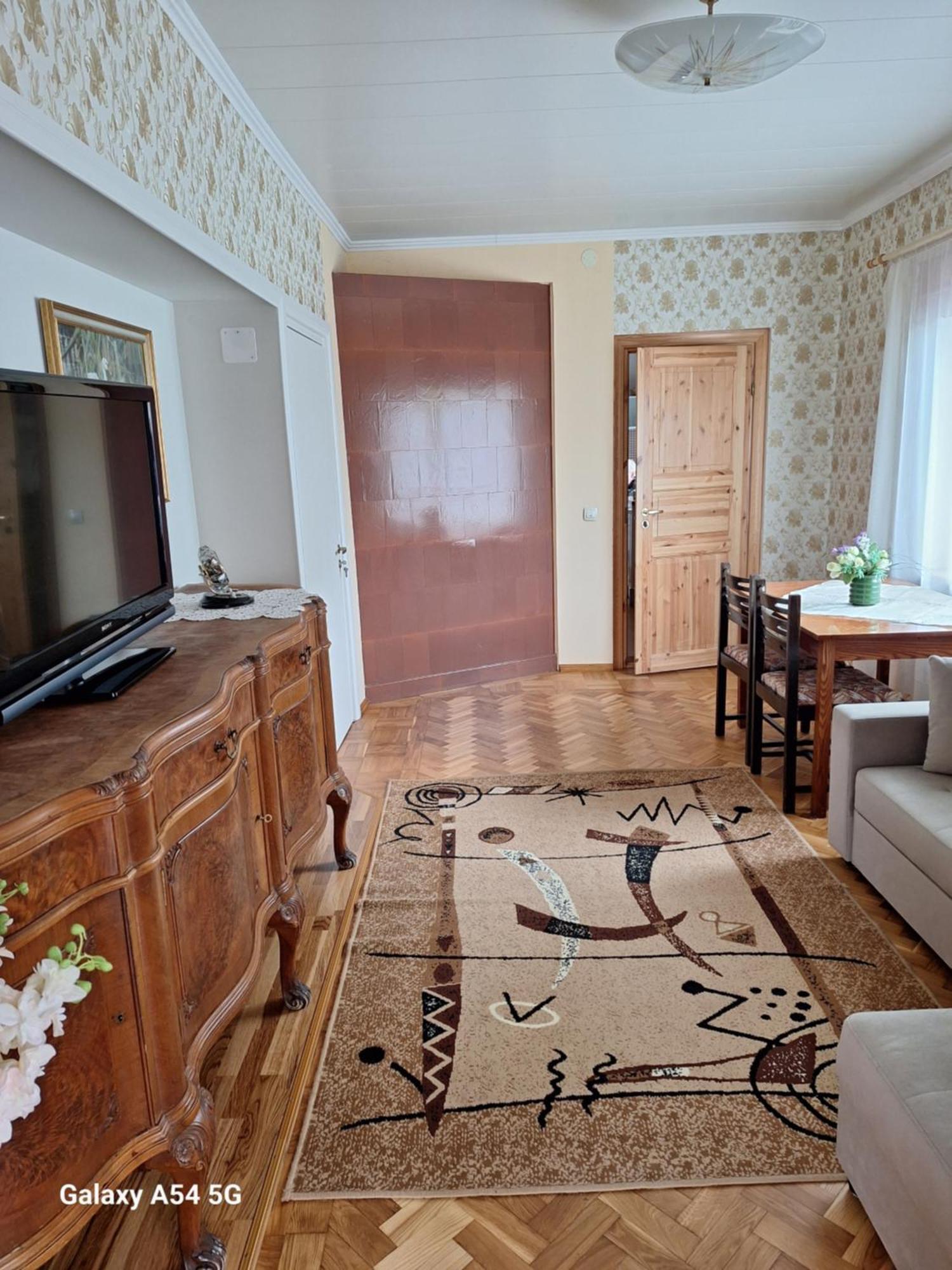 Soliid Apartment Pärnu Eksteriør billede